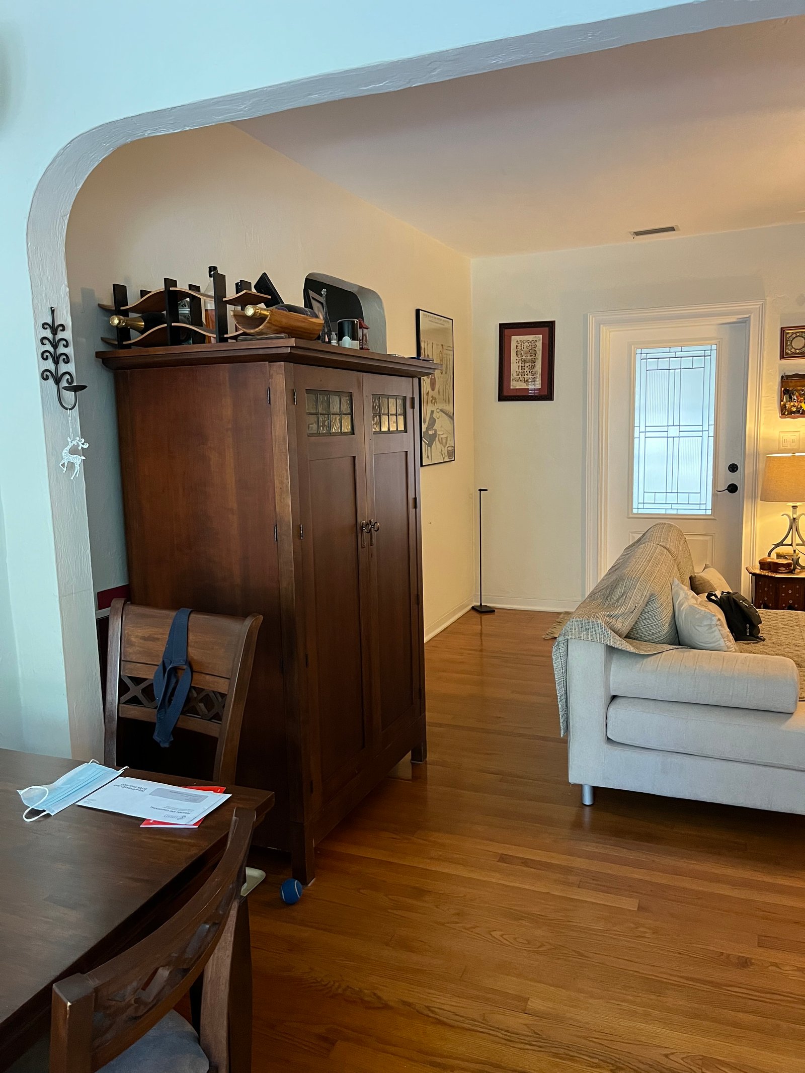 Dining & Cabinet